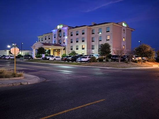 Holiday Inn Express Del Rio, an IHG Hotel