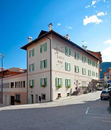 Albergo Tuenno-官方