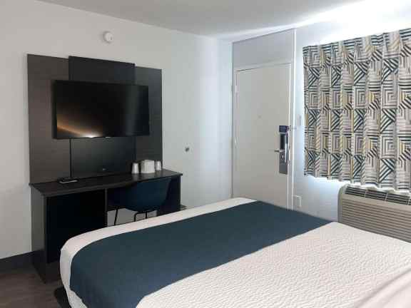 Motel 6 Tulare, CA-官方