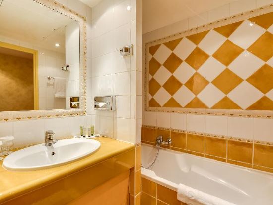 Villa Beaumarchais Room Type - Standard Double Room