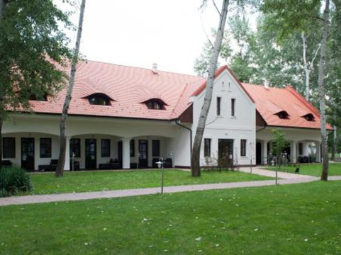 Agasegyhaza酒店住宿-Tanya Varga