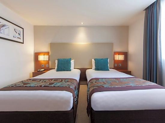 Thistle Trafalgar - Leicester Square Room Type - Deluxe Twin Room