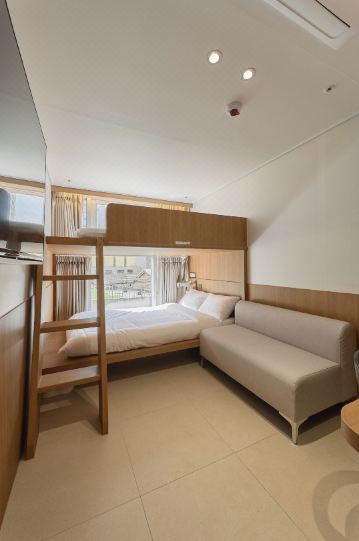 Hotel On You