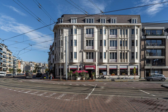 Uitkerke酒店住宿-布兰肯贝赫市中心超值住宿酒店