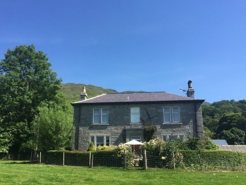 Blarcreen House-官方