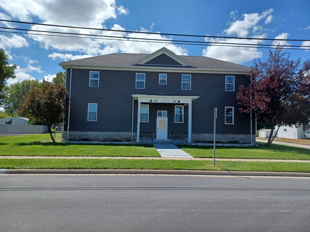 Coastal Purple: Minutes to Cedar Point & Sports Complex! Sleeps 9