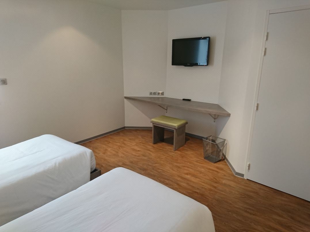 H24 Hotel