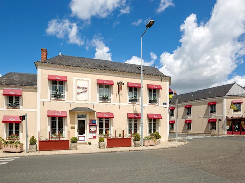 Le Lude酒店住宿-Logis Hôtel la Renaissance