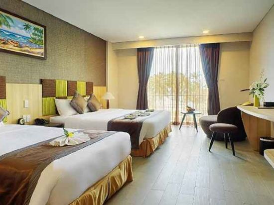 Muong Thanh Mui Ne Hotel Room Type - Deluxe Triple Family room