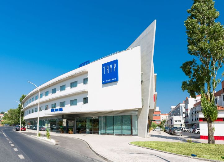 Tryp by Wyndham Leiria-官方