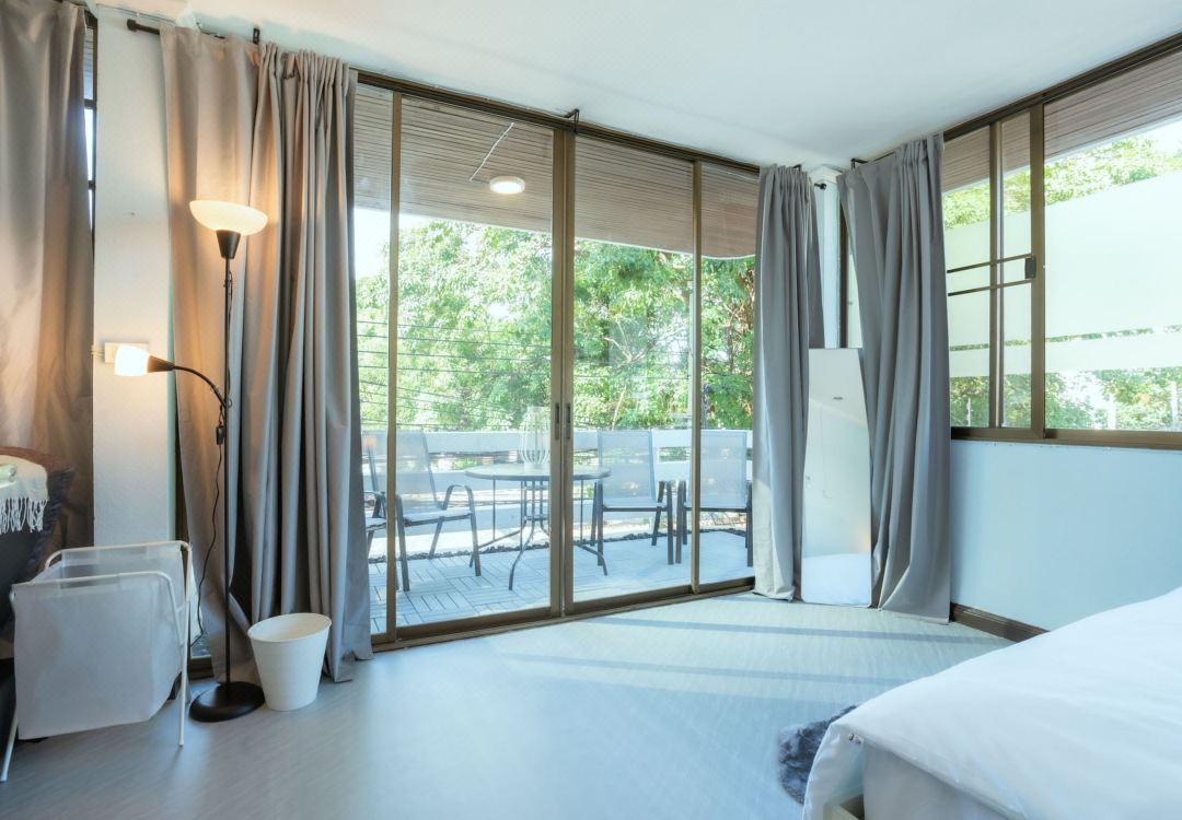 420 Hostel - Ekkamai Buds & Beds