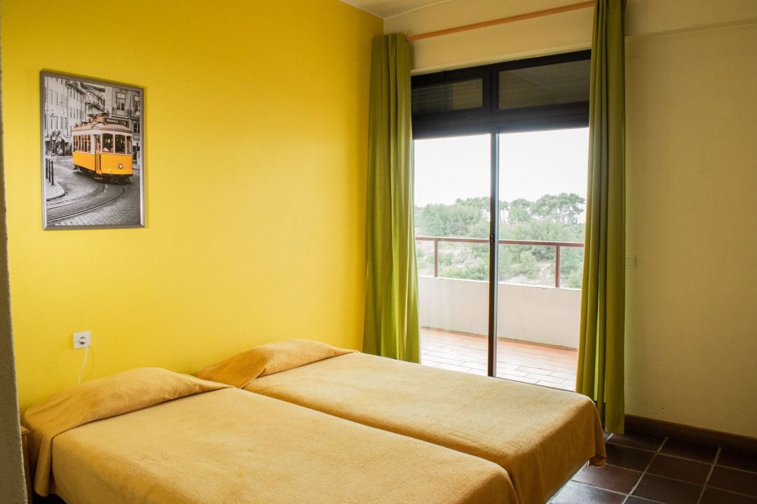 HI Almada - Pousada de Juventude