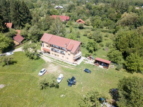 Victoria酒店住宿-Pensiunea Elena