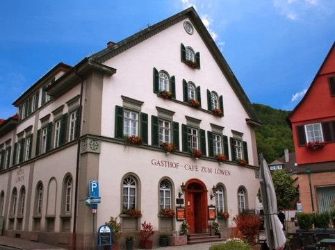 Heroldstatt酒店住宿-Hotel Cafe Zum Lowen