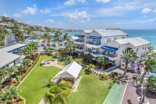 Cole Bay酒店住宿-弗拉明戈海滩度假酒店