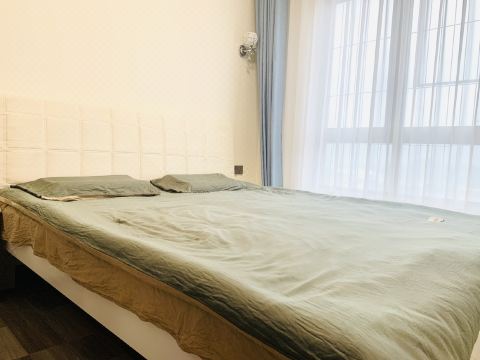 Snoopy Apartment (Feilong Road)