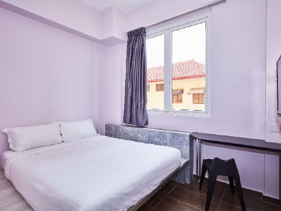 ibis budget Singapore Vanda Room Type - Deluxe Triple Room ibis budget Singapore Vanda Room Type - Deluxe Triple Room