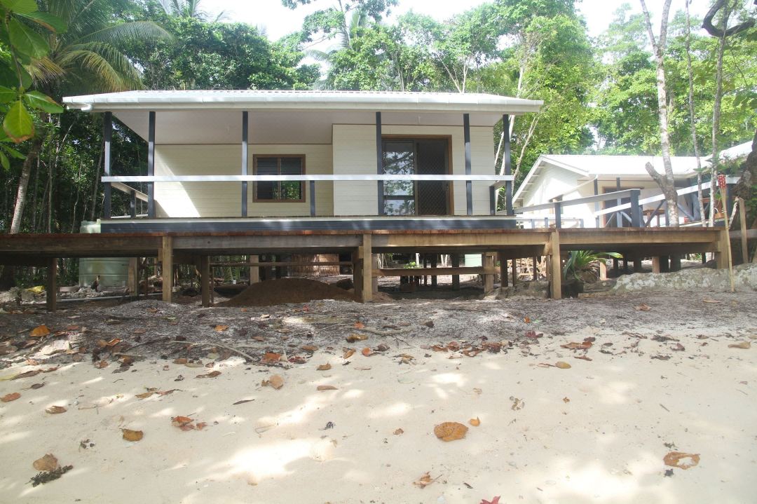 Evis Resort at Nggatirana Island