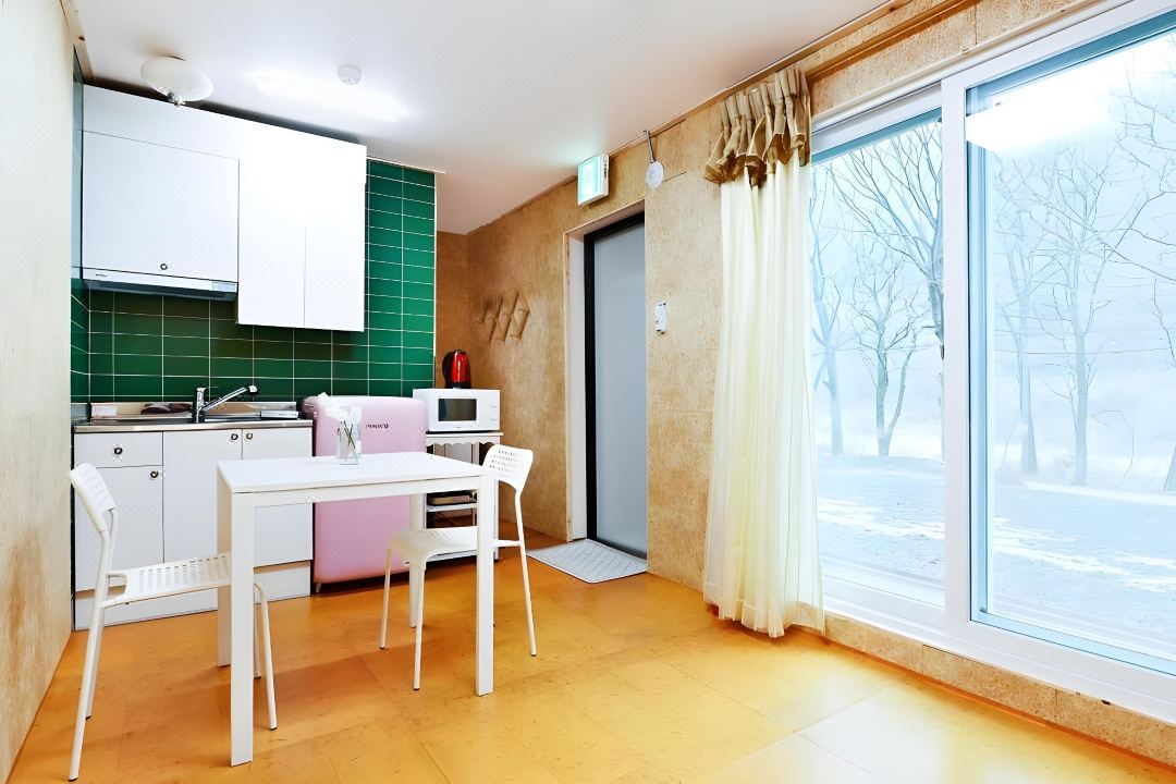 Riverside Forest Pension Camping
