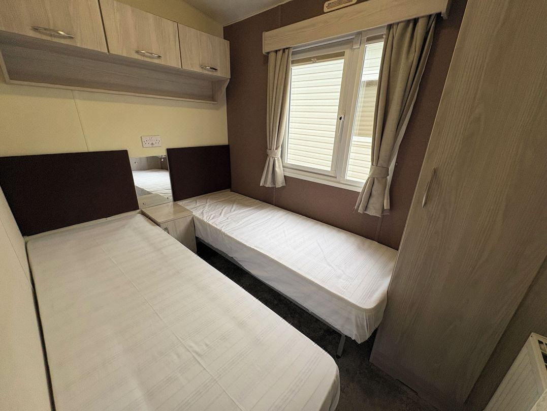Caravan 607