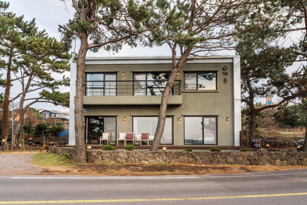 Jeju Iter Pension
