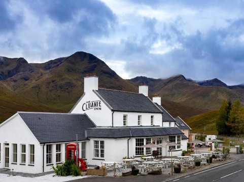 The Cluanie Inn