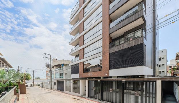 VFR Estudios proximos a praia de Bombas