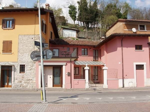 Mazzano酒店住宿-Hotel La Sosta