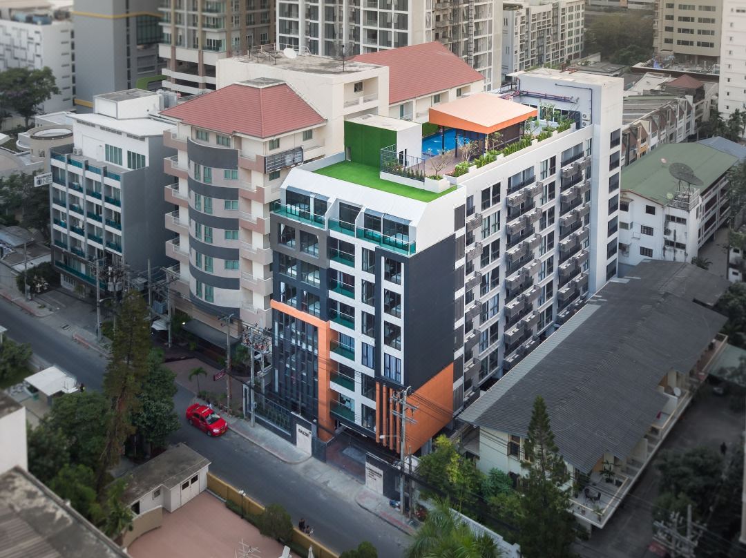 18 Residence