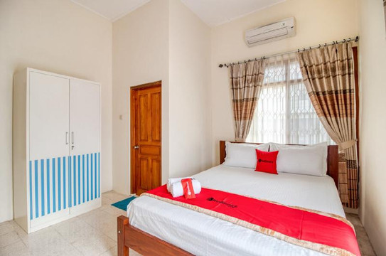 RedDoorz Near Universitas Gajah Mada