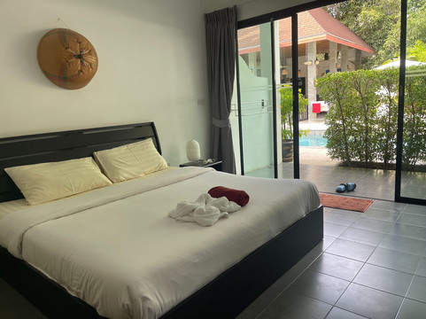 蓝莲度假村及餐厅