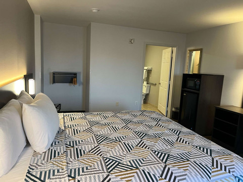 Motel 6 Junction, TX Llano River主图