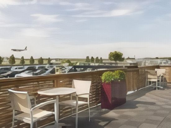 Thistle London Heathrow Terminal 5 Room Type - Deluxe King Room