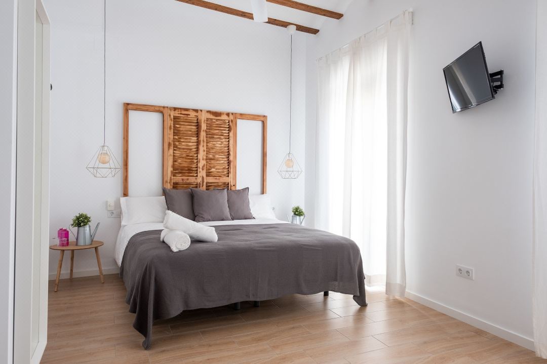 Gomez Rooms