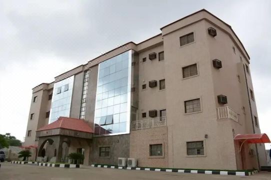 GEESE HOTEL