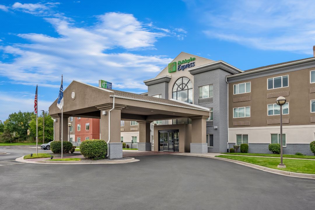 Holiday Inn Express & Suites OGDEN by IHG