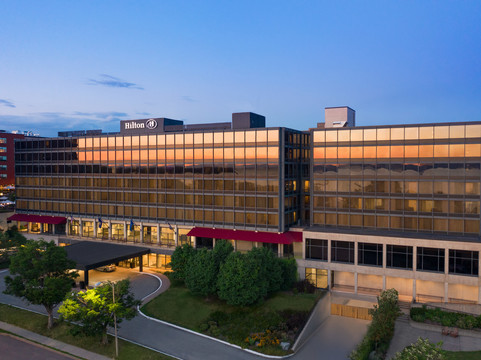 伯灵顿酒店住宿-伯灵顿希尔顿酒店