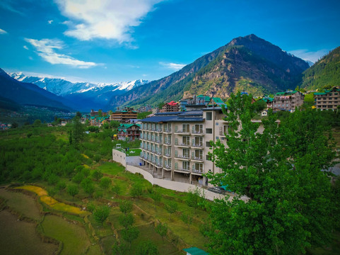 juSTa Grand View Resort & Spa, Manali