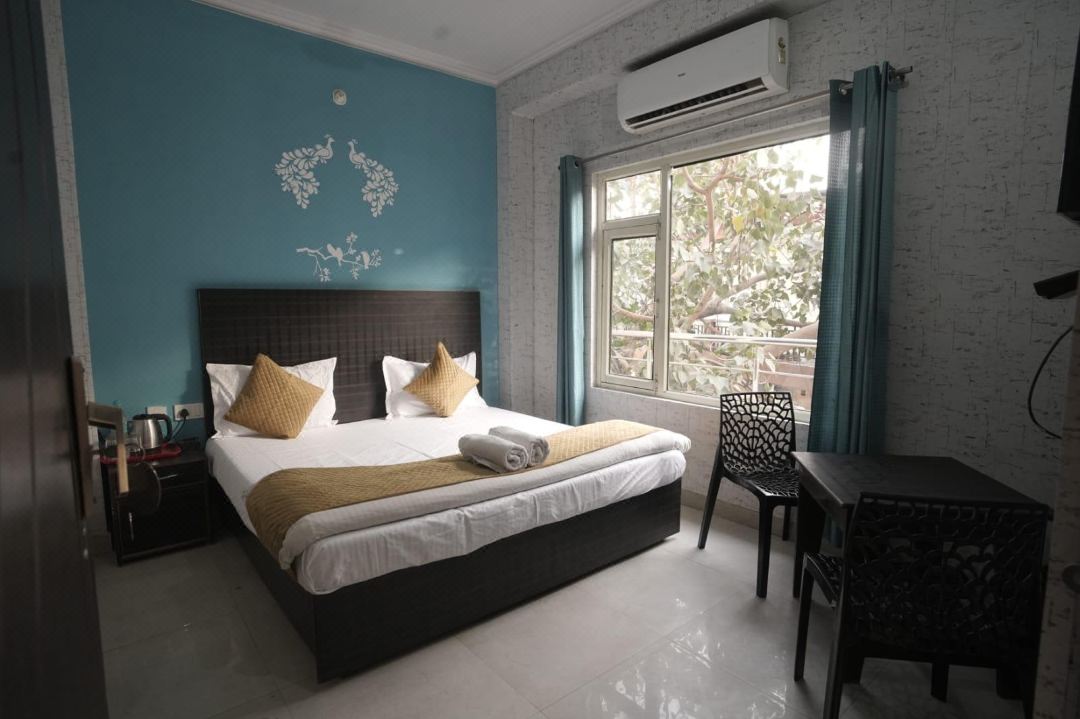 Hotel Ananta Inn