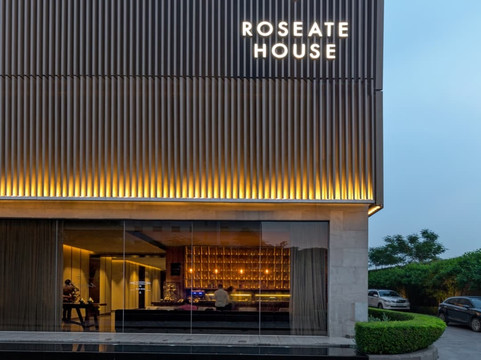 Roseate House
