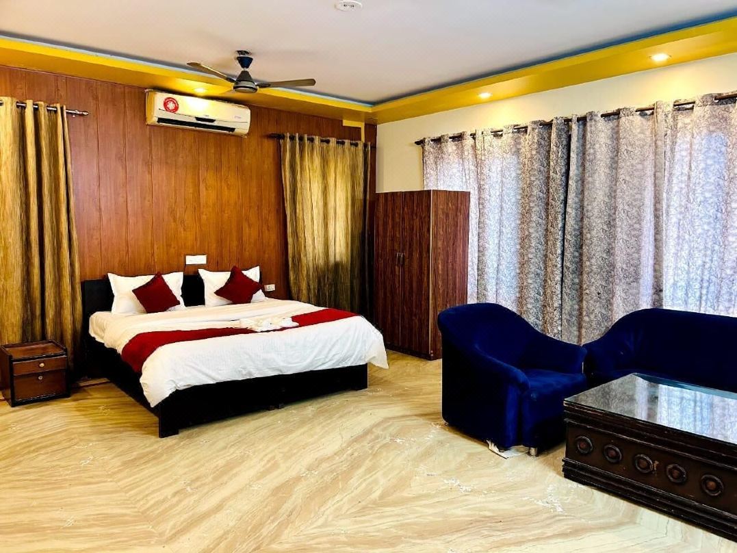 GoBravo 842 Rejoice酒店古爾岡