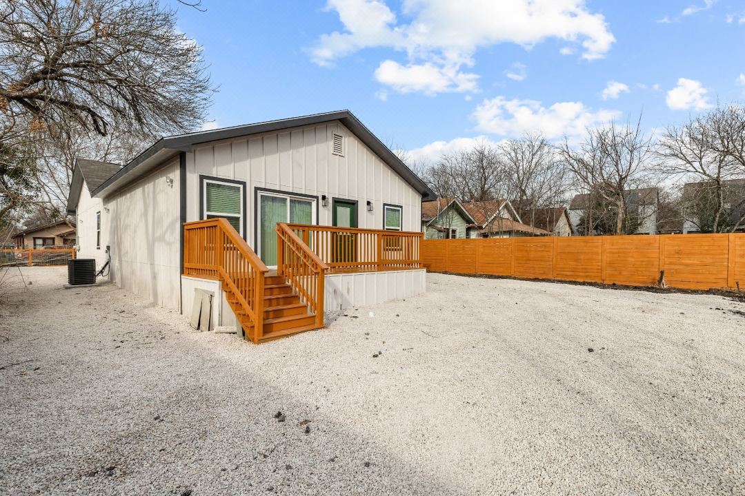 Charming Walkable 4 Br2.5 BA Near Dtown Riverwalk