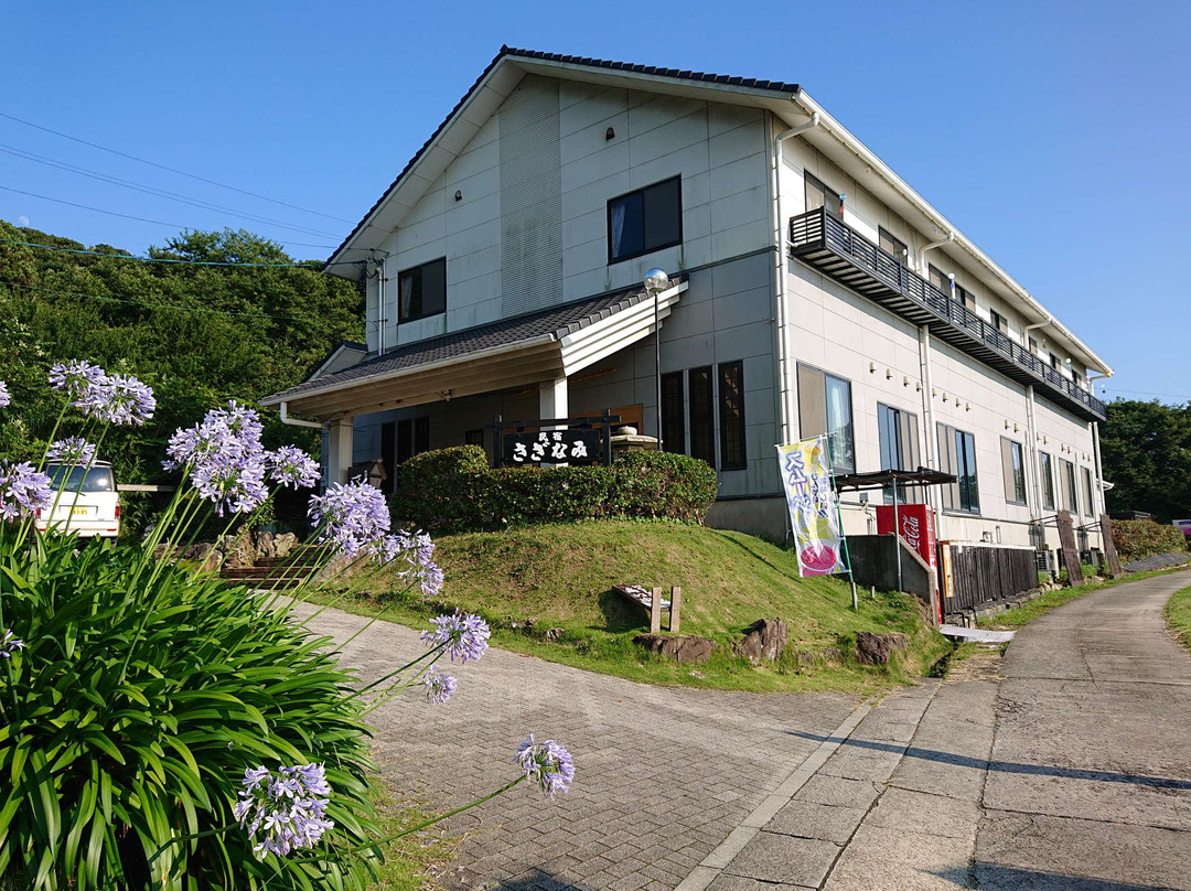 民宿小波 ＜佐久岛＞
