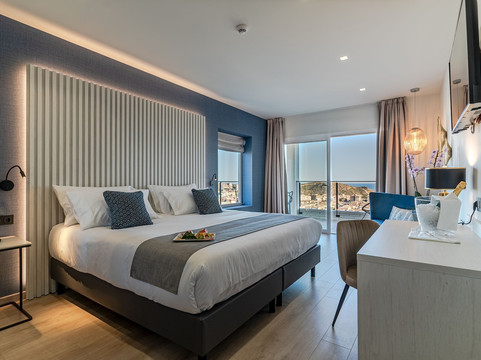 穆尔西亚马萨龙港酒店住宿-顶峰酒店