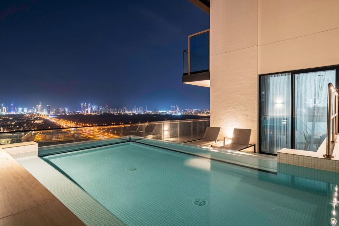 GuestReady - 2Bd | Private Pool Oasis | City View