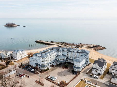 Guilford酒店住宿-Madison Beach Hotel, Curio Collection By Hilton