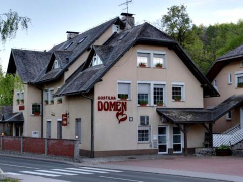 Stopice酒店住宿-Gostilna Domen