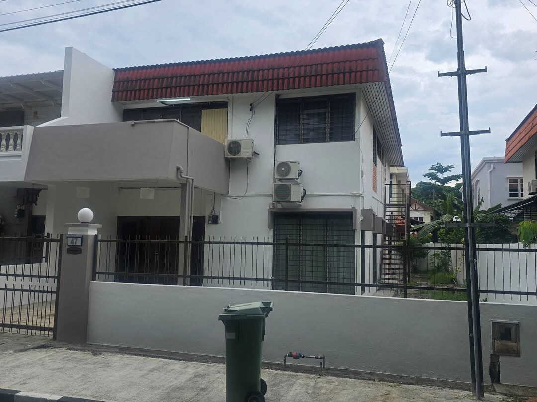Bayan Lepas Getaway - Nature Views & BBQ Haven