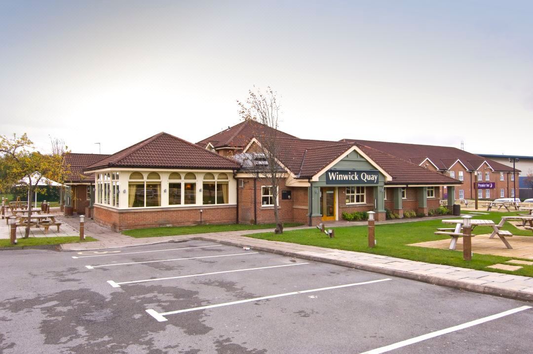 Premier Inn Warrington (A49/M62,J9)