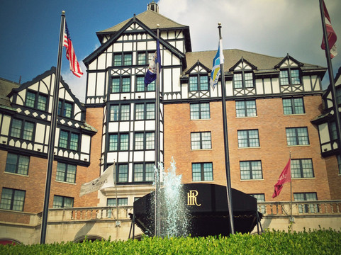 罗阿诺克酒店住宿-The Hotel Roanoke & Conference Center, Curio Collection By Hilton